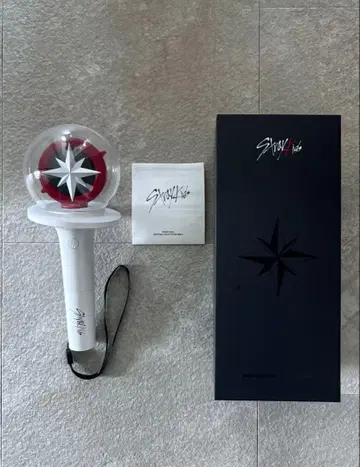 Stray Kids 응원봉 화이트/레드
