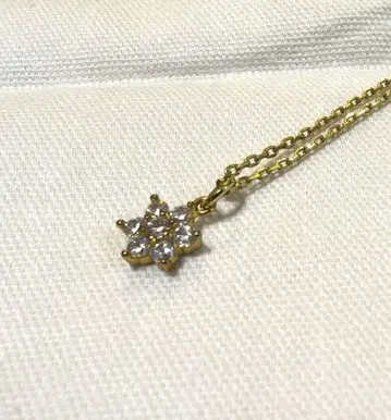 별 모양 펜던트 골드 목걸이