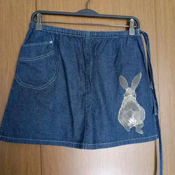 토끼 자수 데님 미니 스커트 다브리에