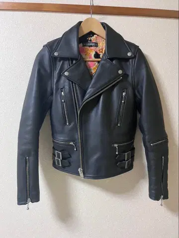 DAMMFLAPPER (담플래퍼) 더블 라이더 자켓 여성용