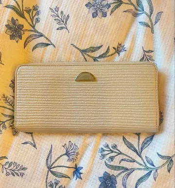 니나 리치 룬 퍼스 라운드 지퍼 장지갑 스트라이프 무늬 베이지 장지갑