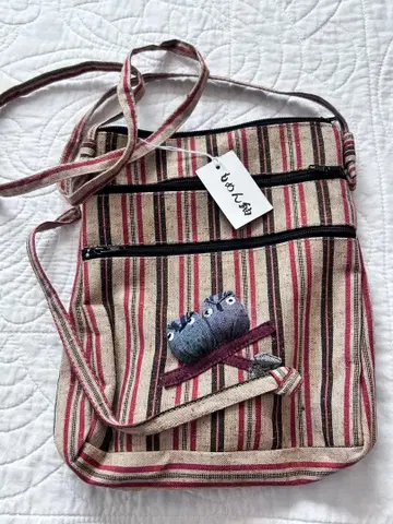 스트라이프 패턴 숄더백