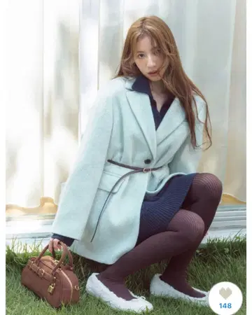 LILY BROWN 벨트 부착 샤기 오버 자켓