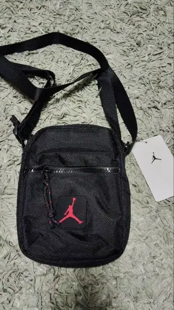 Jordan 숄더백 블랙 O/S