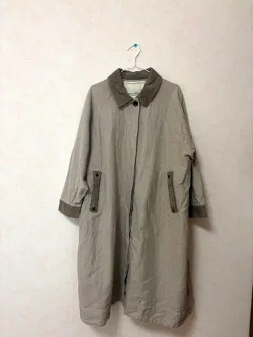 tukuroi by SUNVALLEY 롱 코트 베이지 카라 부착