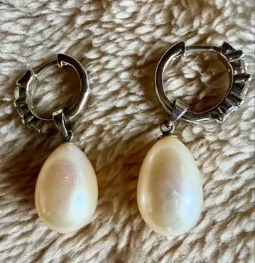 매우 아름다운 빅 눈물형 담수 진주 후프 귀걸이 정품 진주