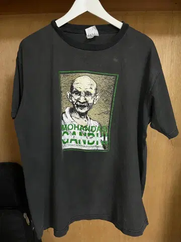 모한다스 간디 티셔츠 블랙 XL