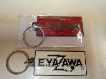 E.YAZAWA 키링 빨간색/화이트