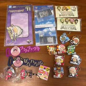 원피스 러버 스트랩 키링 핀즈 아크릴