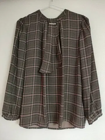 새상품 쿠튀르 브로치 블라우스 펄 장식