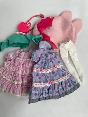 브라이스 러블리 캐서린즈 코너