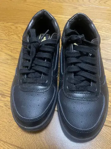 VANS 블랙 23.5cm 스니커즈