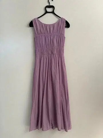 ATELIER SIX 라벤더 슬리브리스 롱 원피스