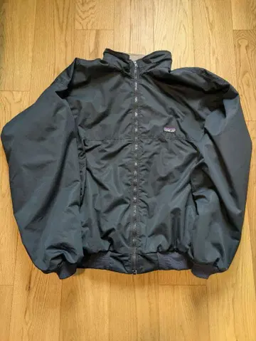 새상품급 Patagonia 쉘 신틸라 네이비 2008년산 XXL