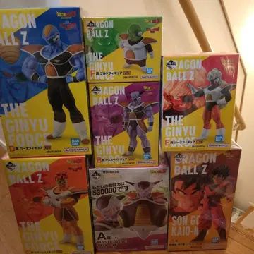 제일복권 드래곤볼 프리저 & 기뉴 특전대 피규어 세트