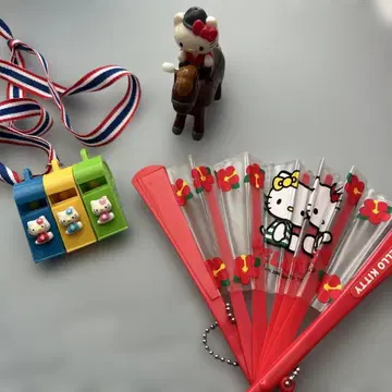 헬로키티 미니어처 피규어 세트 태엽 말 부채 호루라기