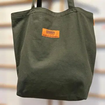 UNIVERSAL OVERALL 올리브 토트백