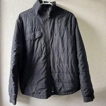 블랙 다운 자켓 퀼팅 디자인 뉴발란스