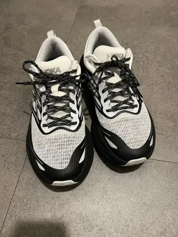 HOKA STEALTH/TECH BONDI 8 CAGED 27cm