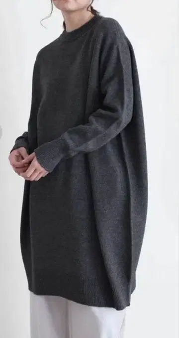 CLOVE 크루넥 니트 튜닉 오버 사이즈 다크 그레이 니트