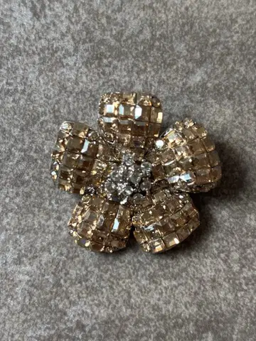 폭시 FOXEY 골드 브로치