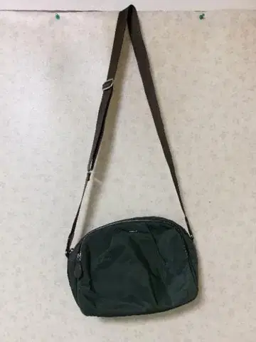 101966 에네스베 숄더백 블랙