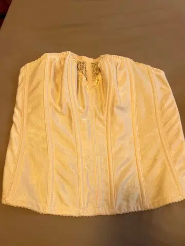 포씨스앤컴퍼니 글래머러스 뷔스티에 36