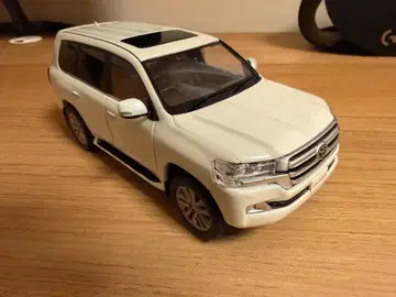 토요타 랜드크루저 200 미니카 (화이트 펄)