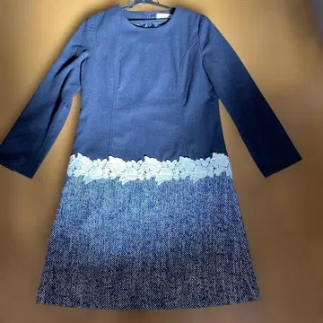 GALLERY VISCONTI 네이비 무릎 기장 원피스