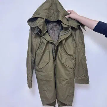 저널 스탠다드 플리스 탈부착 모즈 코트