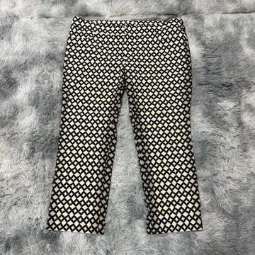 22OCTOBRE 22옥토브르 팬츠 화이트 기하학 패턴