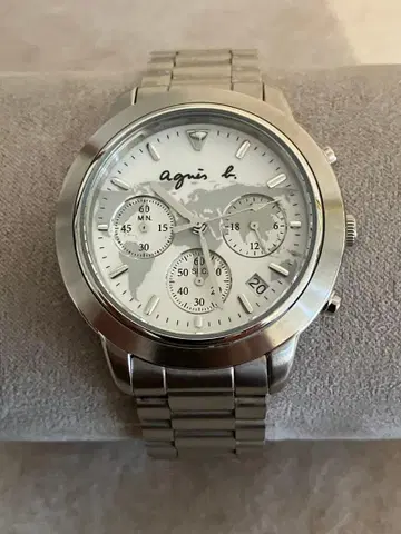 작동 agnes b. 라운드 크로노그래프 QZ 손목시계 배터리 새상품