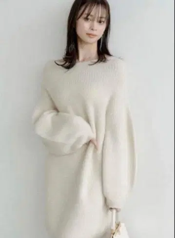 스나이델 SNIDEL 라쿤 미니 니트 원피스 아이보리