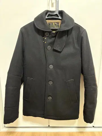 TOYPLANE 싱글 피 코트 M 사이즈 P 코트