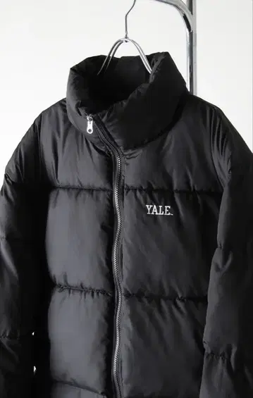 블랙 다운 자켓