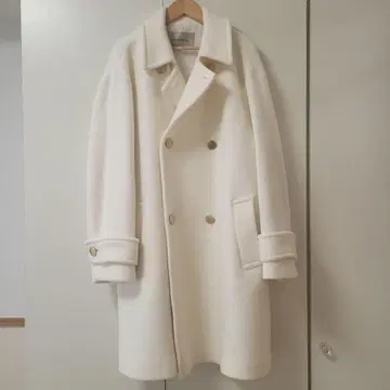 JUSGLITTY 스탠다드 P 코트 화이트 2 M 사이즈 하자품