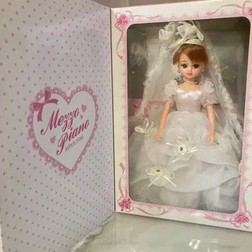 Mezzo Piano 리카짱 웨딩 인형