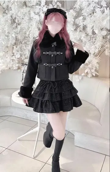 [택 포함 새상품] 허니뮤우 벨트 리본 숏코트 블랙