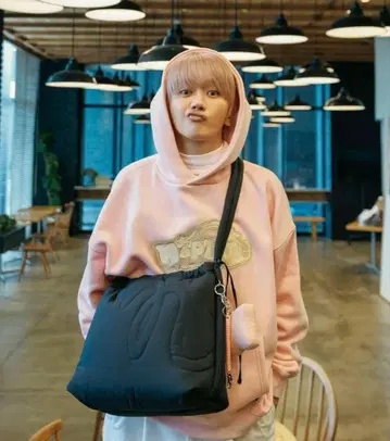 naptime 숄더백 블랙 니시지마 타카히로 착용 Nissy 굿즈