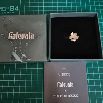 [ 카레왈라 ] marimekko UNIKKO 이어커프