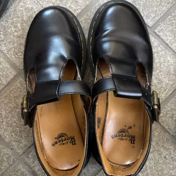 닥터마틴 블랙 로퍼 스트랩 포함