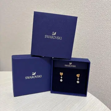 Swarovski 로즈 골드 귀걸이