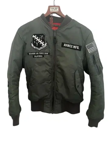 AVIREX MFG. MA-1 플라이트 자켓
