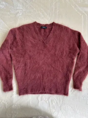 [ 그린 라벨 릴랙싱 ] 버건디 V넥 스웨터