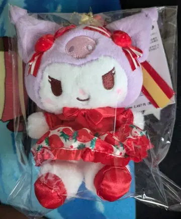 산리오 쿠로미 Kuromi 딸기 신문 50주년 마스코트 키링