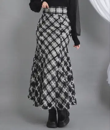 라메 트위드 체크 머메이드 스커트
