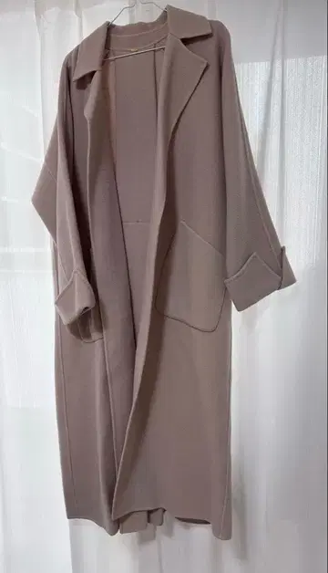 Mika Owen 롱 코트