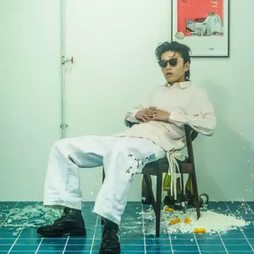 SUGARHILL 슈가힐 화이트 데님