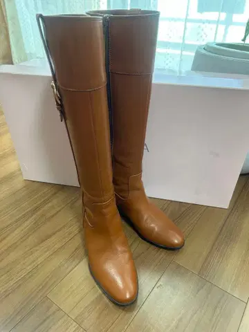 DIANA 카멜 롱 부츠