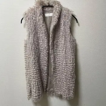 새상품급 ballsey 모헤어 퍼 베스트 지레